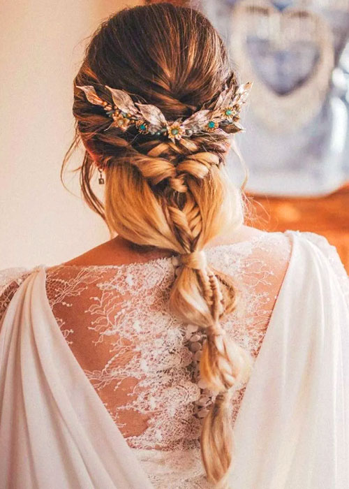 Peinados para boda civil: Coleta boho