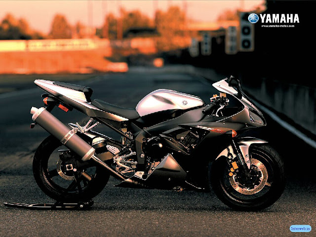 Yamaha-R1-Wallpapers-0101