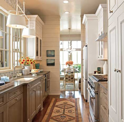 Small Kitchen Floorplans on The Galley Kitchen Is Small   Well Big For A Single Gal  But Has An