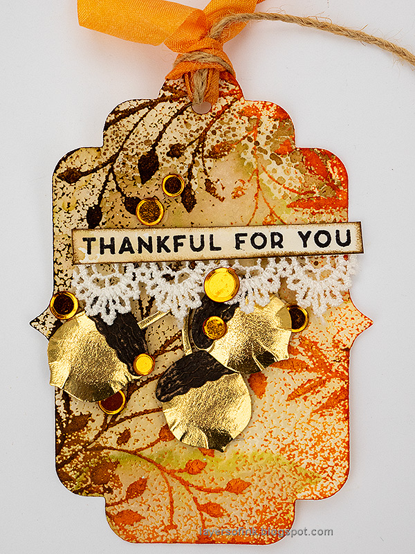 Layers of ink - Thankful Gift Tags Tutorial by Anna-Karin Evaldsson. Thankful tag.