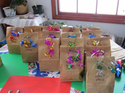 gift bags of puppy chow