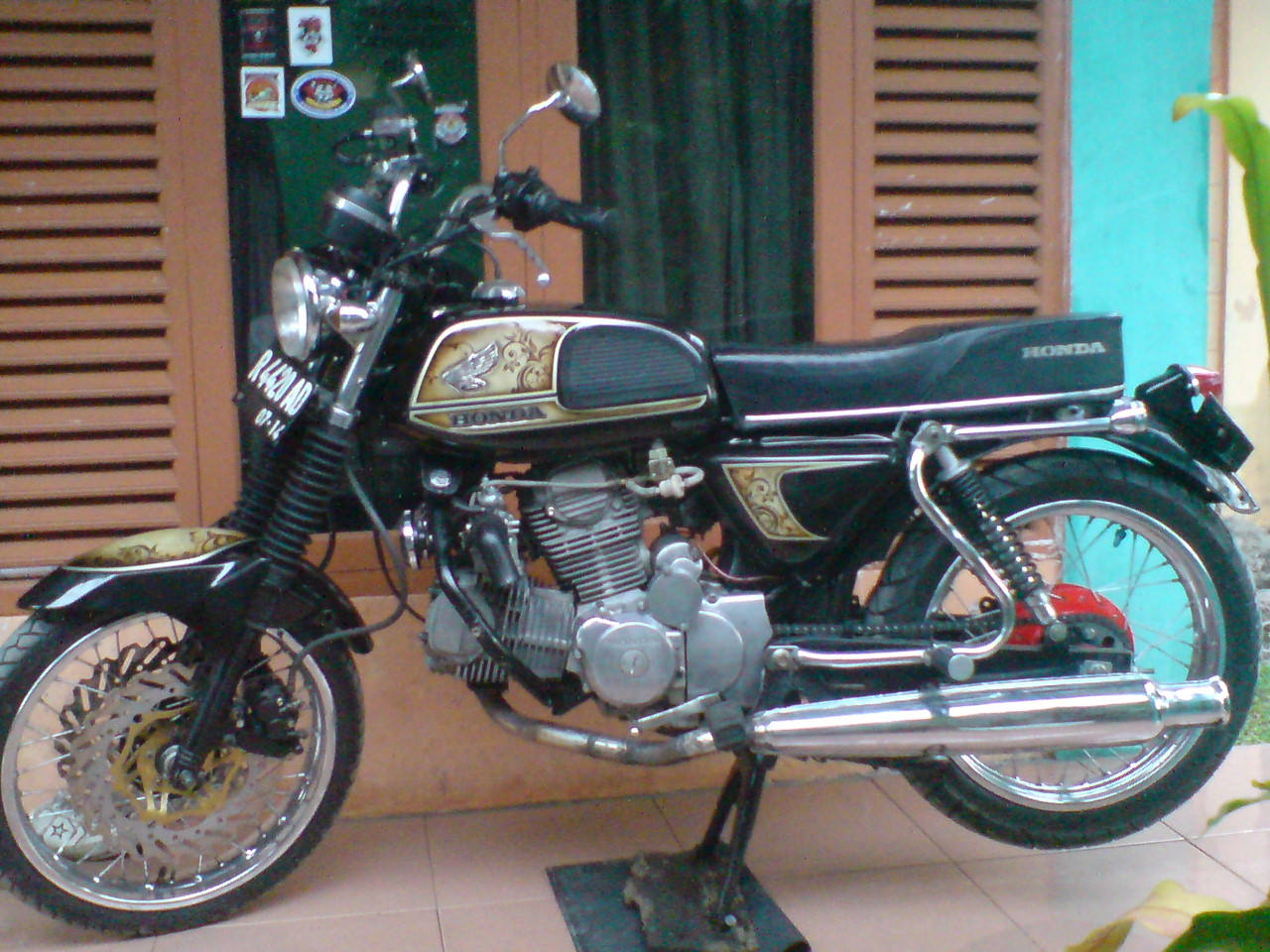 Pijar'CB Blogs: "Honda CB100 1975 Rebuild to V_Engine 400cc"