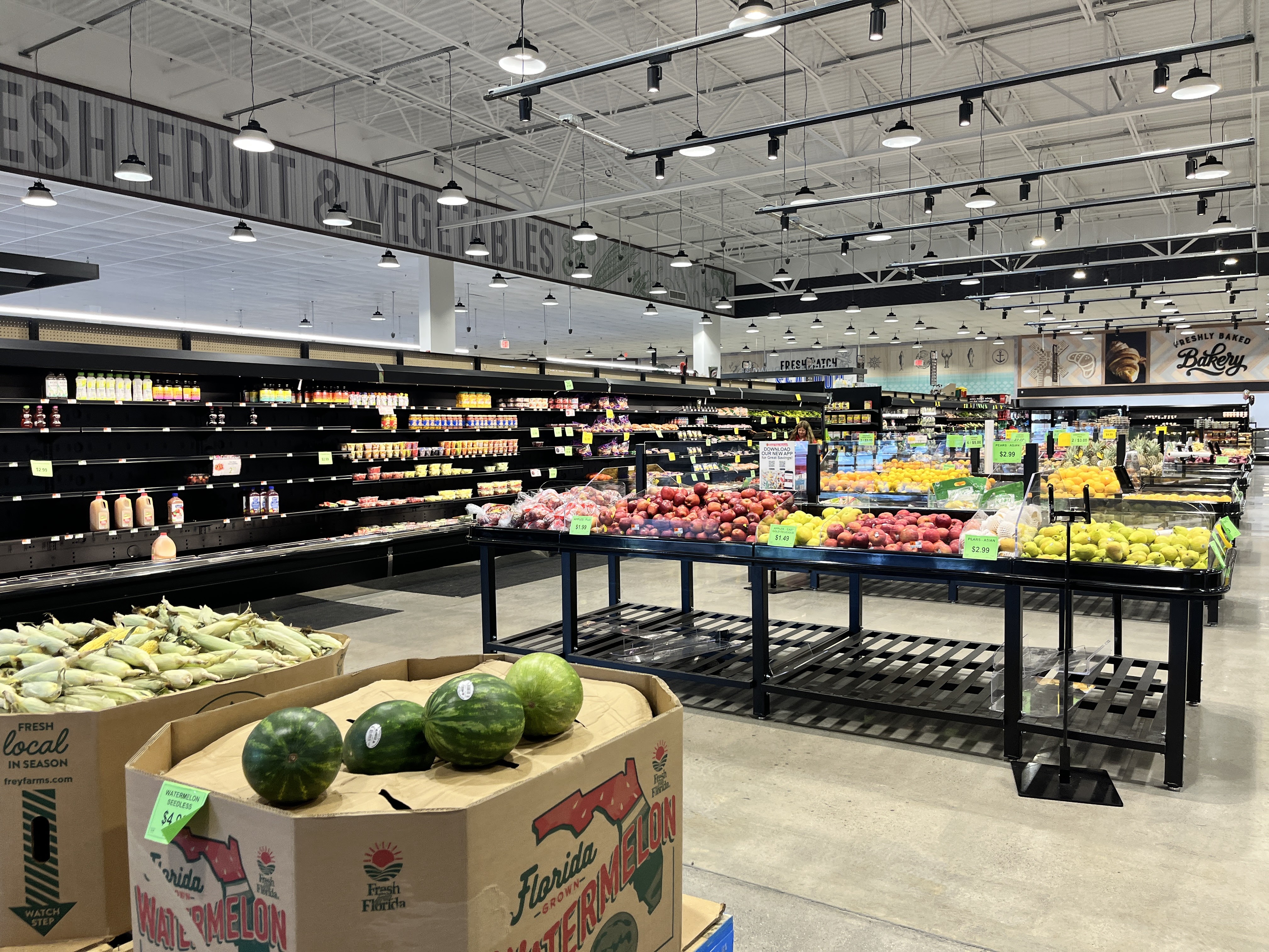 N.J.'s 1st  Fresh grocery store is a poorly stocked letdown. Here's  our review. 