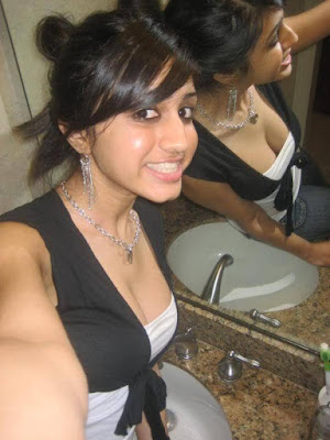 Facebook Pakistani Cute Girls 700 Pictures