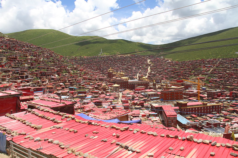 sertar tibet, larung gar, five sciences, Serthar Buddhist Academy, Larung Gar Buddhist Academy, Serta Larung Five Science Buddhist Academy