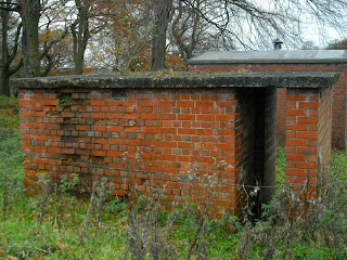 <img src="WW2 pill box Bury rd near Rochdale..jpeg" alt="ww2 history sites uk, historic places around manchester">