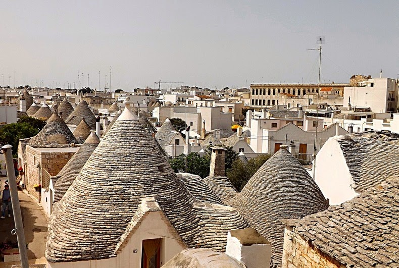 alberobello-trulli-1