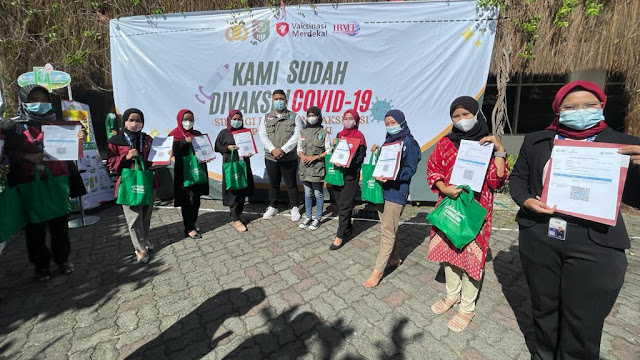 Dorong Terbentuknya Herd Immunity Masyarakat Surabaya, SEMMI Langsungkan Vaksinasi Massal