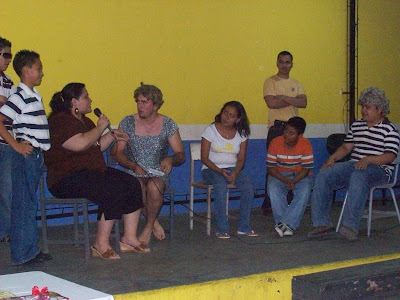 Conmemorando el día de las madres - foto: José Vásquez y Fabiola Vásquez (07 y 11/05/08)