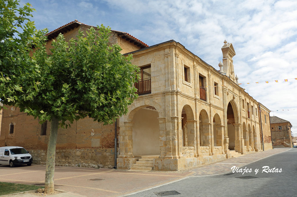 Iglesia de Santa María de Fuentes de Nava