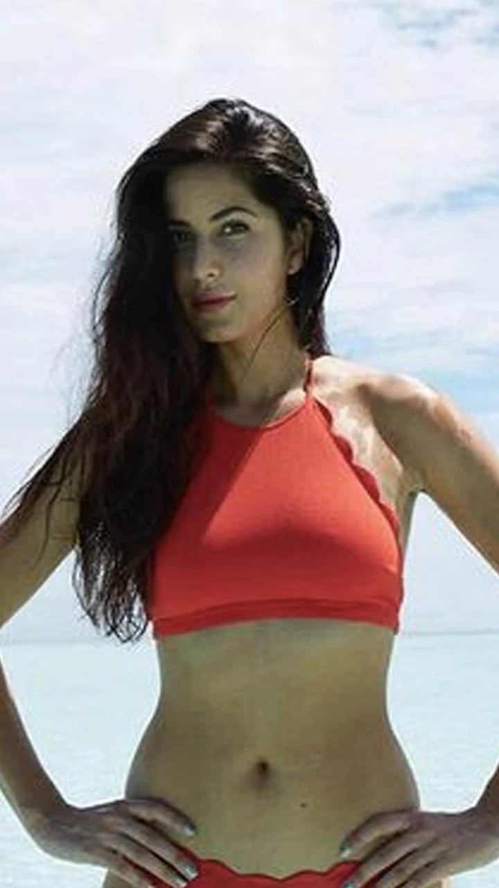 katrina kaif navel hot bollywood actress