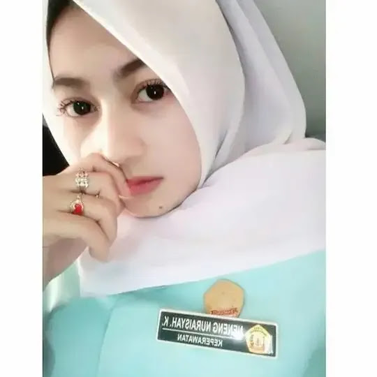 foto cewek2 cantik lucu berhijab anak remaja sma