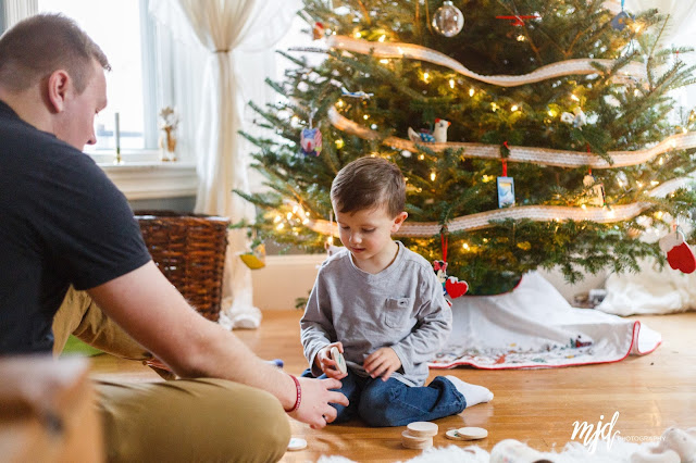 MJD Photography, Martha Duffy, Nichols Family, Christmas Session, Peterborough, NH, New Hampshire, Lifestyle Session, New England Family Lifestyle Photographer