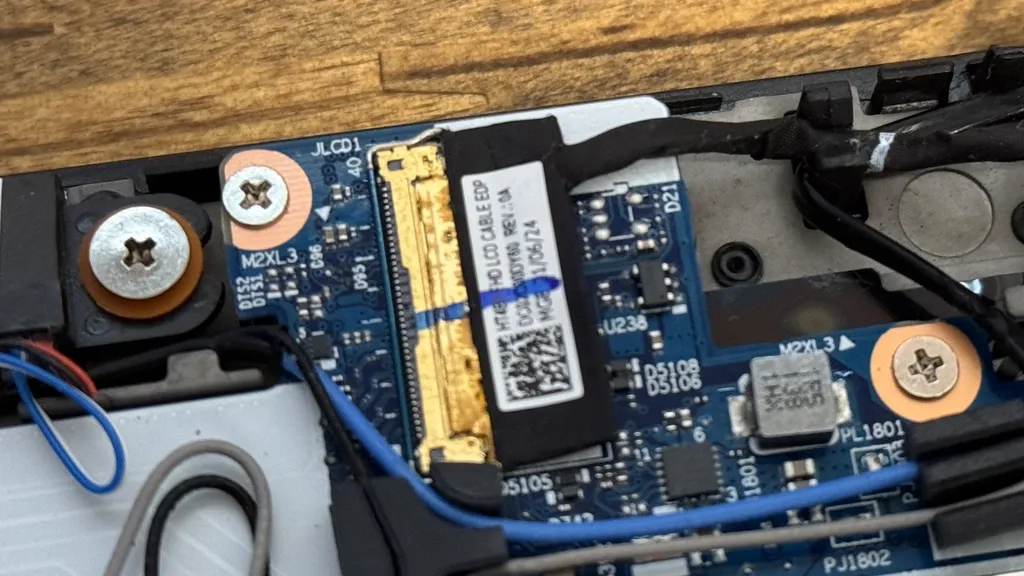 T14GTen2AMD LCDケーブル