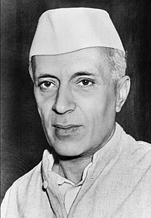 Jawaharlal Nehru meets Anandamayi Ma