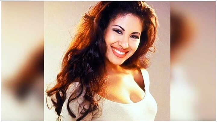 Selena Quintanilla Different Hairstyle Ideas