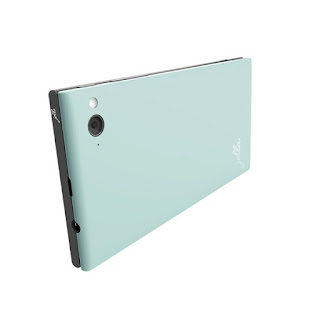 Jolla smartphone (pictures)