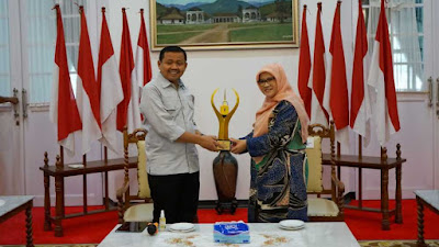 Sumedang Raih Predikat Kabupaten Informatif Tahun 2022