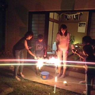 花火　夏の終わり　庭　飲み会