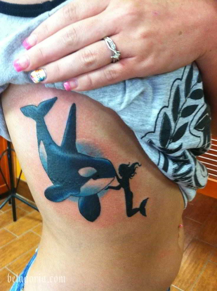 tatuaje de orca la ballena asesina