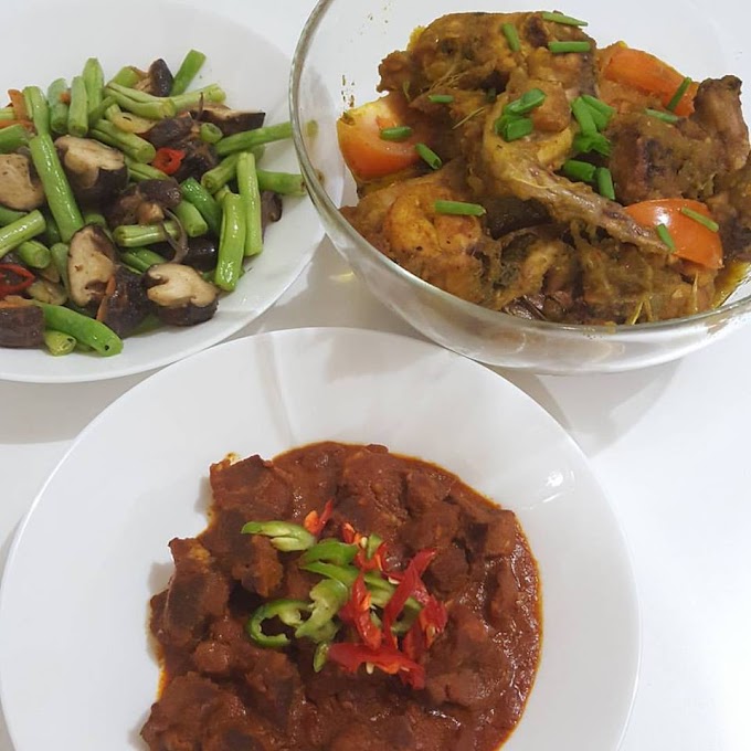 KUZI KAMBING, AYAM MASAK CILI HIJAU, SAYUR KACANG BUNCIS DENGAN CENDAWAN SHITAKE