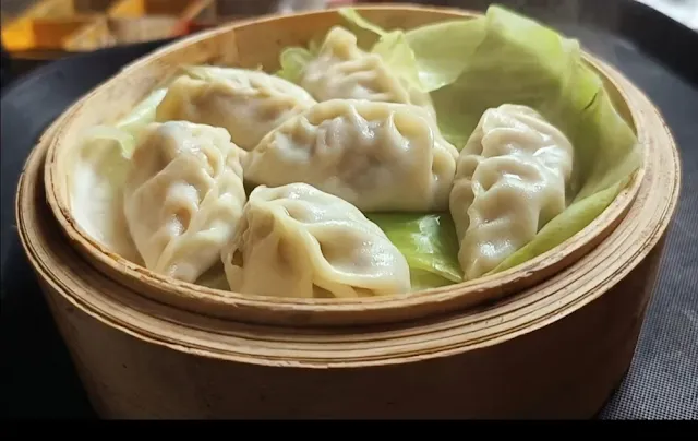 Sous chef made momos