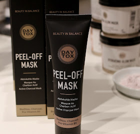 Review DAYTOX Peel Off Mask