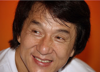 Jackie Chan desmiente su muerte