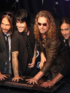 Mana inducted to Rock & Roll Hall of Fame