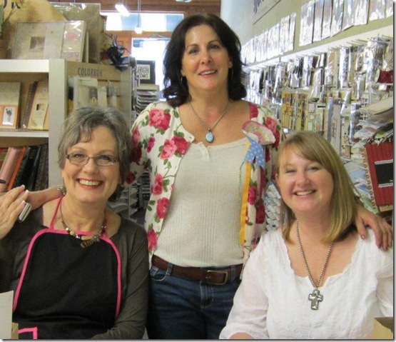 Lisa,Amy & I in Beth's class