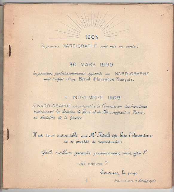 Album publicitaire Nardi expliquant l’historique de l’invention (musée de la vitrographie)