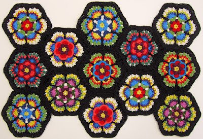 Robin Atkins, Frida's Flowers, Blocks 3 and 5