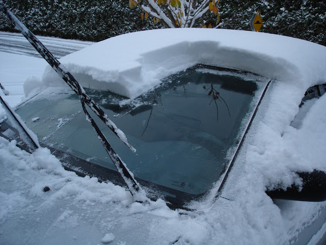 車頂的積雪