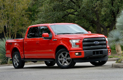 Military Members Take Ford Vehicles for a Spin