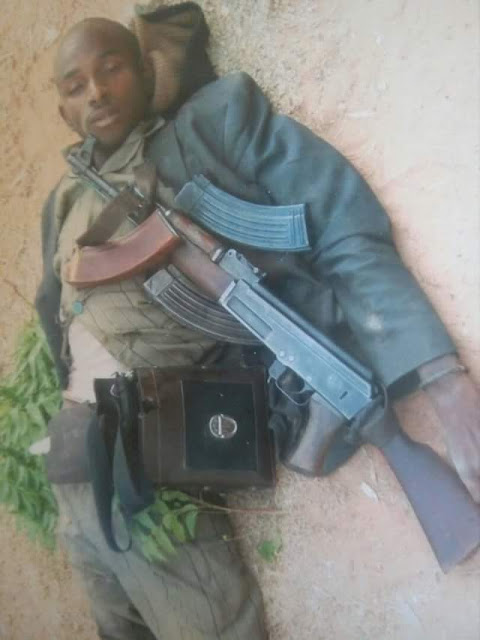  Photos: Notorious syndicate that specialised in carjacking intercepted while trying to escape into Niger Republic with vehicle they stole in Abuja