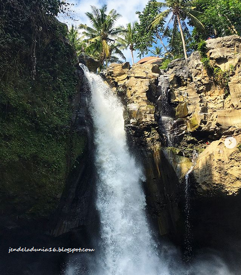 [http://FindWisata.blogspot.com] Mengeksplor Pesona Keindahan Air Terjun Tegenungan Bali, Surga Tersembunyi