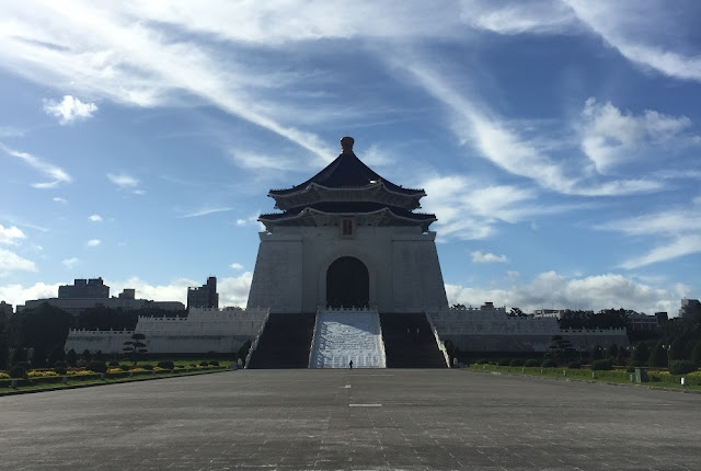 Chiang Kai-Shek Memorial Hall – San Yuan Hau Braised Pork Rice – Ming Yue Tang Bao – Chen San Ding Bubble Tea - Ximending – Pablo Cheese Tart