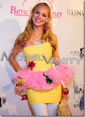 MTV 7 Deadly Sins Benchwarmer Red Carpet Arrivals Cabana Club Halloween Hollywood 2010