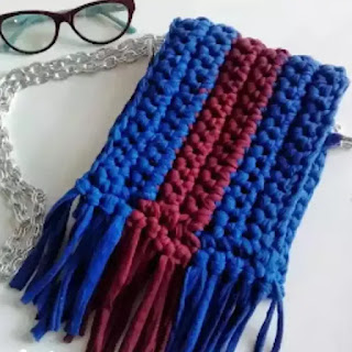 Teje Mini Bolso con Sobrantes de Trapillo a Crochet