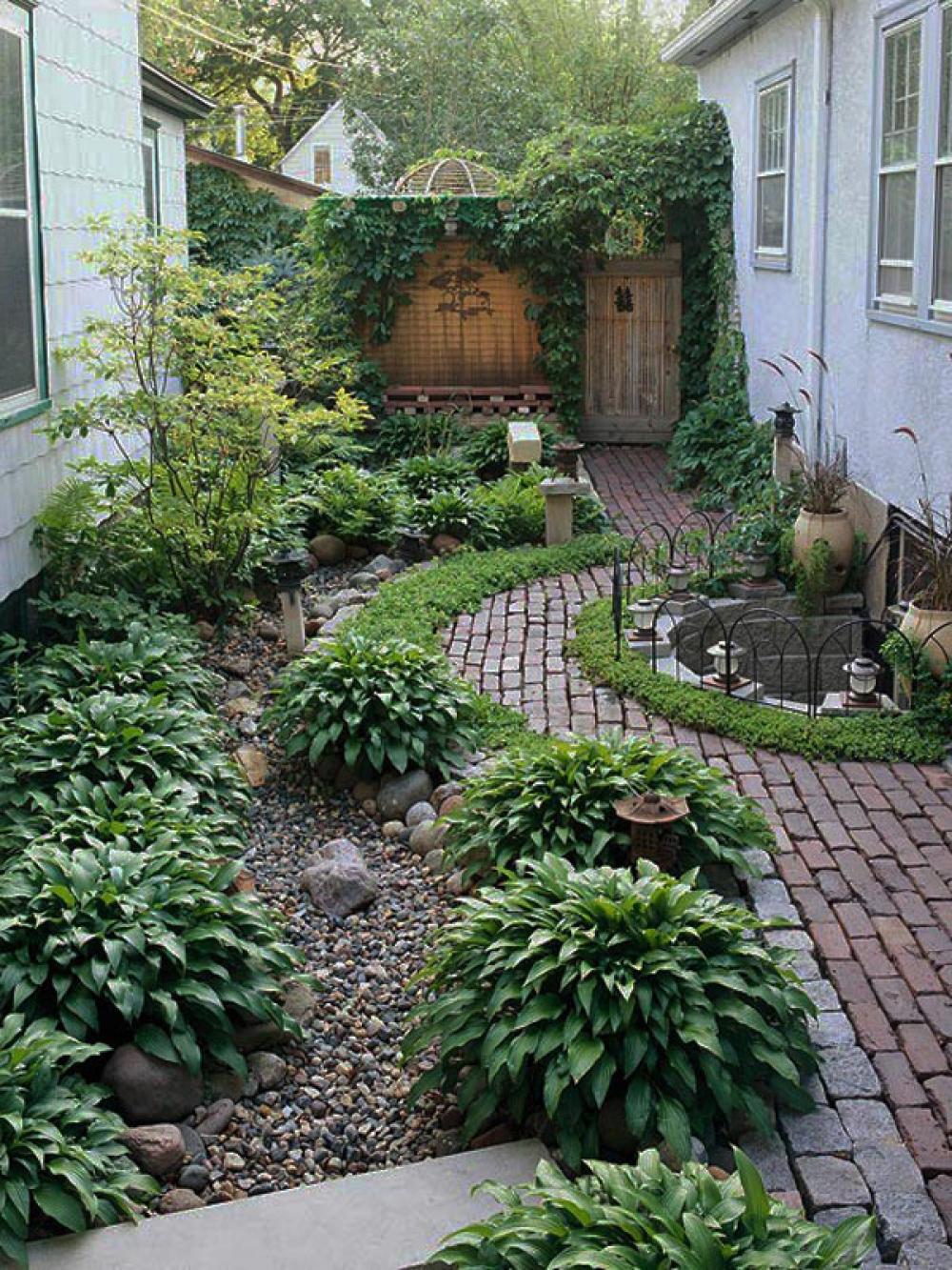  Small  Garden  Design  in Home  Home  and Design 