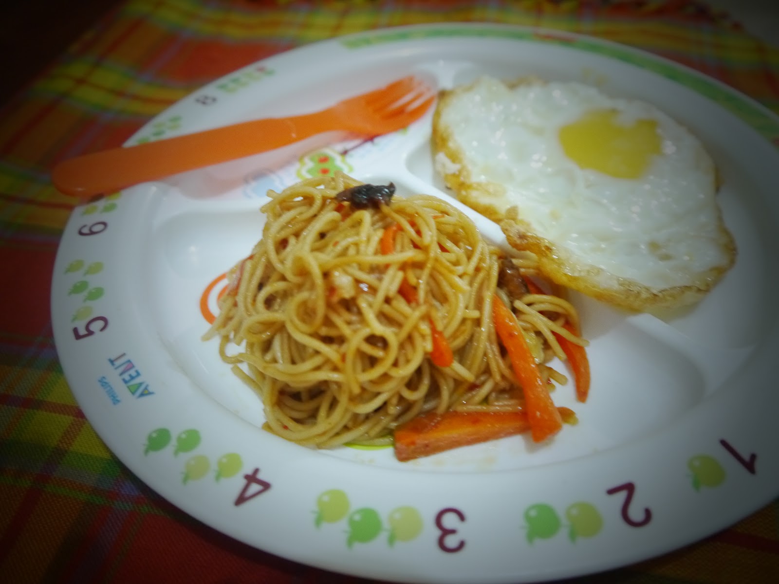 Adorable Eusoff: Pasta Goreng Simple