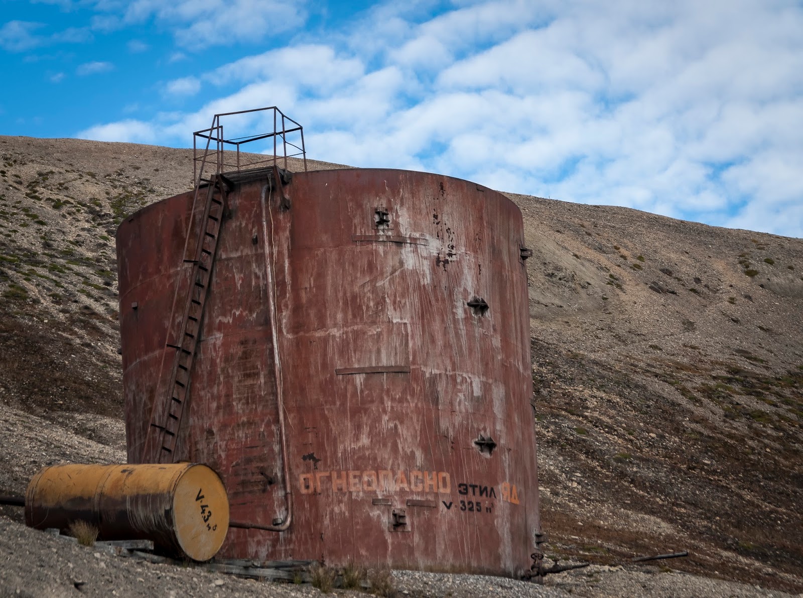 pyramiden svalbard spitzberg