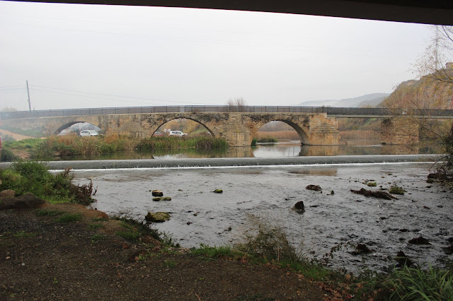 Puente viejo de Alfarras