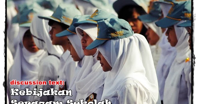 Contoh Discussion Text : Seragam Sekolah + Terjemahan