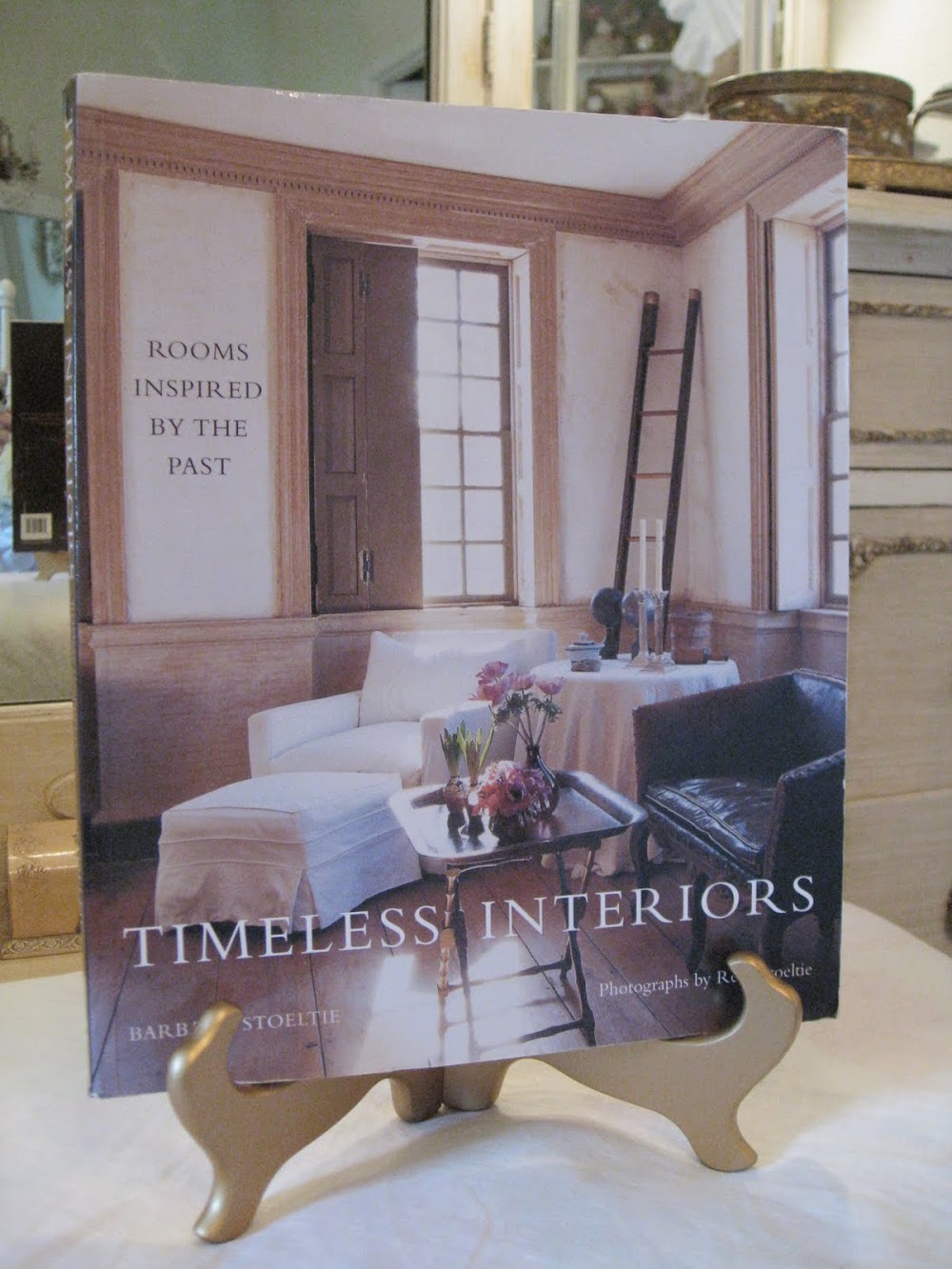 A Good Book And A Giveaway!!