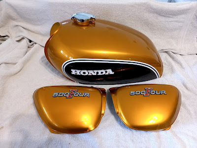 Honda CB500K1 1972 Candy Gold fuel tank and side covers