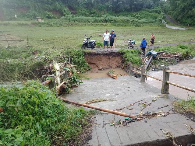 Curah Hujan Tinggi, Jembatan Duku Ulu Rejang Lebong Putus