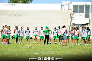 Oriente Petrolero entrena en el Estadio del Distrito Municipal 6 - DaleOoo