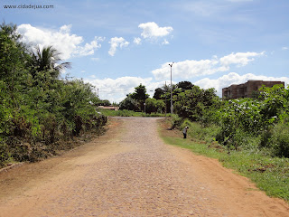 Situação da Rua Duca Bringel após serviço de particular.