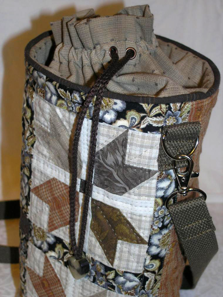 Patchwork Bag Torba round bottom. DIY tutorial with pictures. Сумка-торба Пэчворк